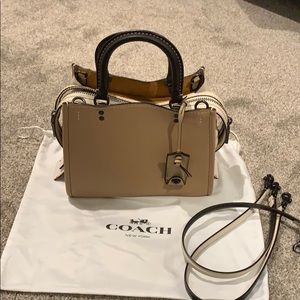 Coach Rogue 25 Beechwood